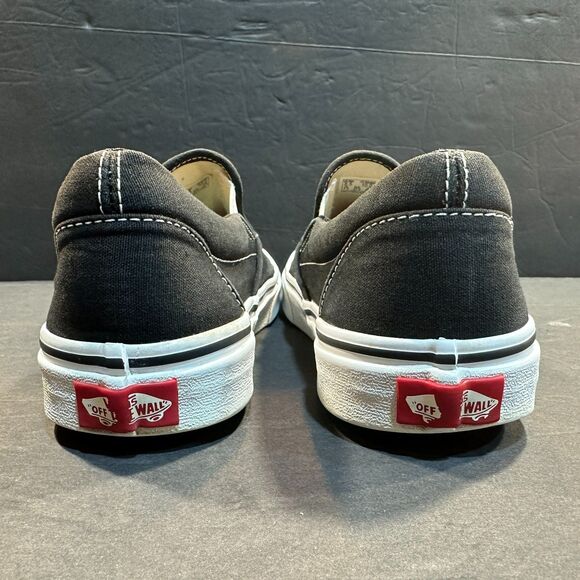 Vans Unisex Classic Slip On Black Canvas Skate Shoe Men's Sz 8.5 or Wms Sz 10 - Picture 5 of 9